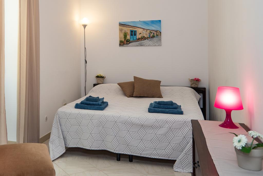 Un Affaccio Sul Borgo Apartment Marzamemi Exterior photo